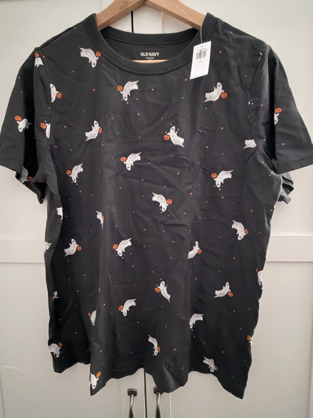 Old Navy Black Ghost Print Crewneck Short-Sleeve Shirt — Women’s Small